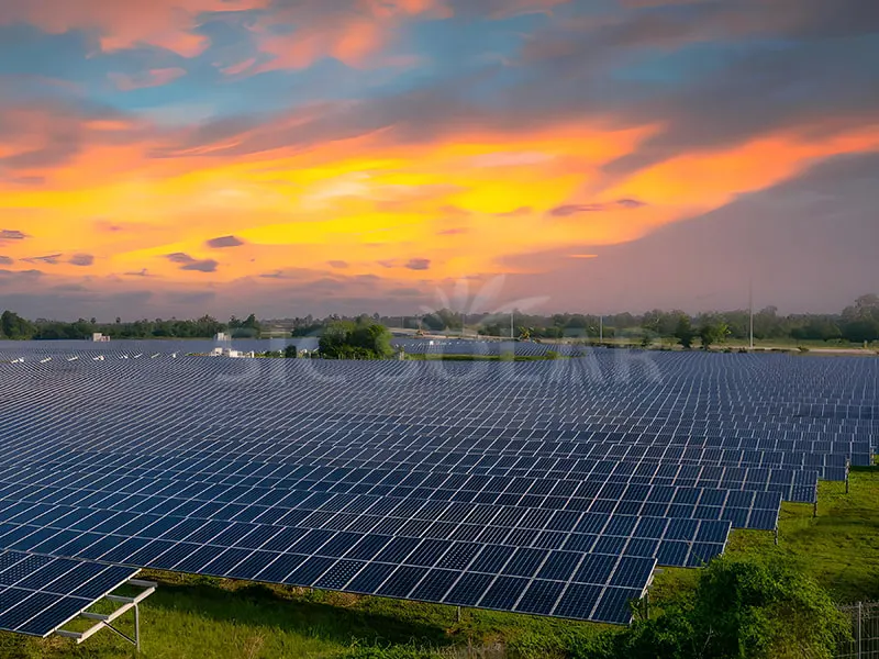 100 MW-os földre szerelhető napelemes rendszerek az USA-ban