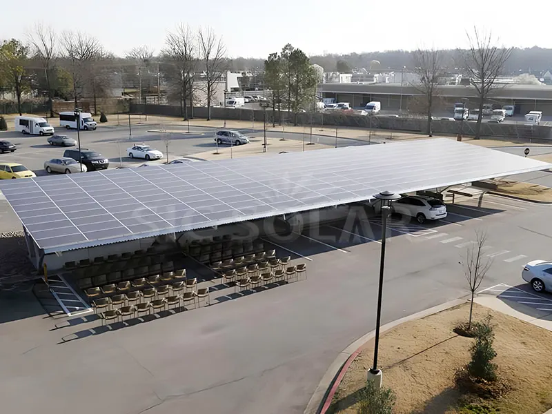 150 kW-os kanadai napelemes autóbeálló rögzítési rendszer