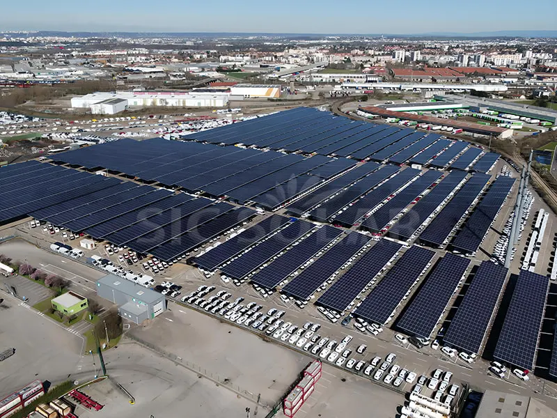 16MW Franciaország napenergiával működő autóbeálló rendszerek